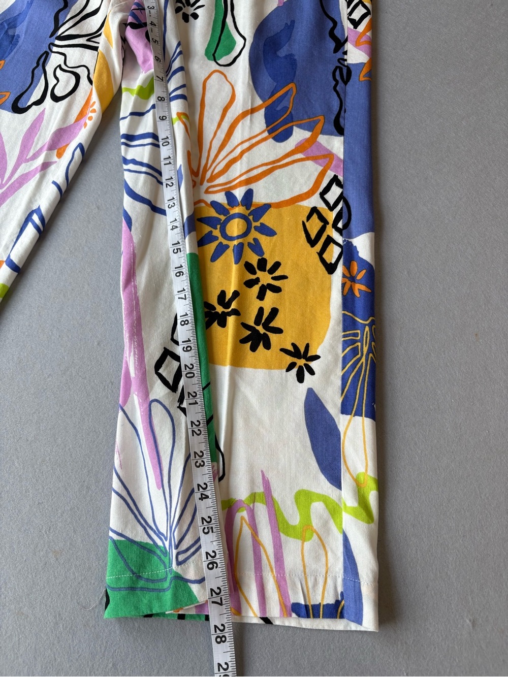 Chico's Surreal Escape White Multi Wide-Leg Bold Print Linen Blend Pants sz 14 - Picture 8 of 9